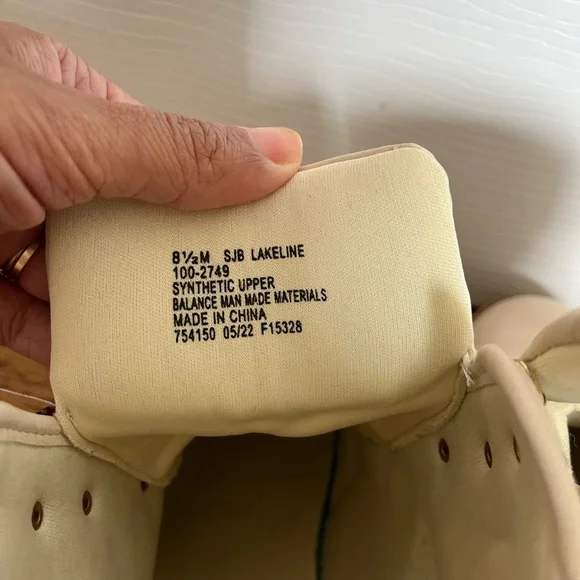 Women's Cream Lace-Up Ankle Boots St John’s Bay Chunky Heel Size 8 1/2 - Picture 11 of 11